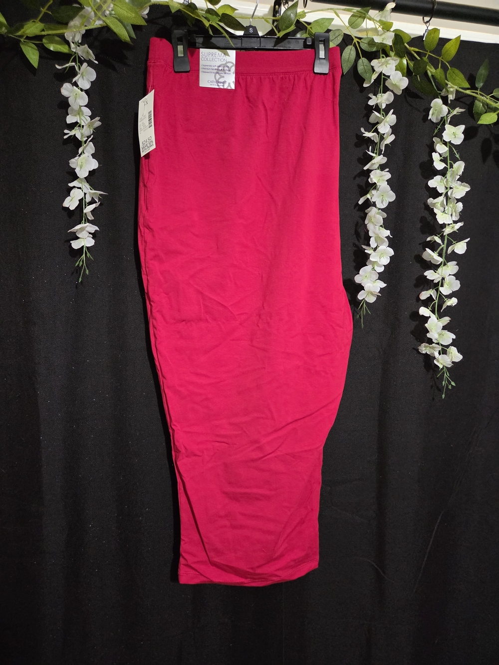 Catherines Bright Red Pull-On Capris